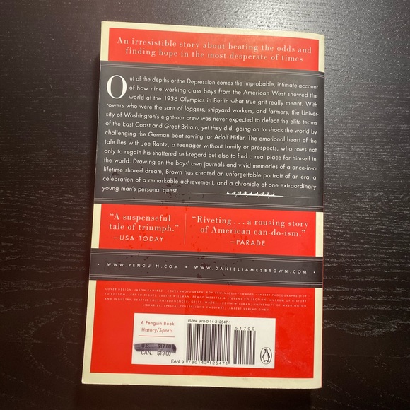 The Boys in the Boat Book - Picture 2 of 2